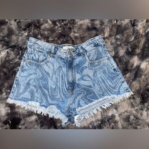 Super cute high rise PacSun shorts- selling because I don’t wear them a lot